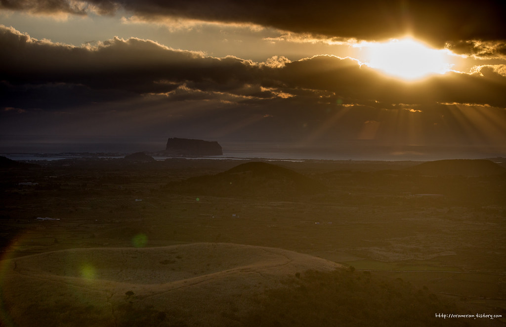 Tyndall effect in Jeju
